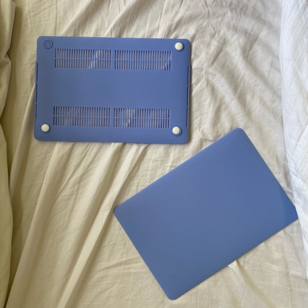 ✨mac book pro 13” inch lilac computer cover👾💜💻